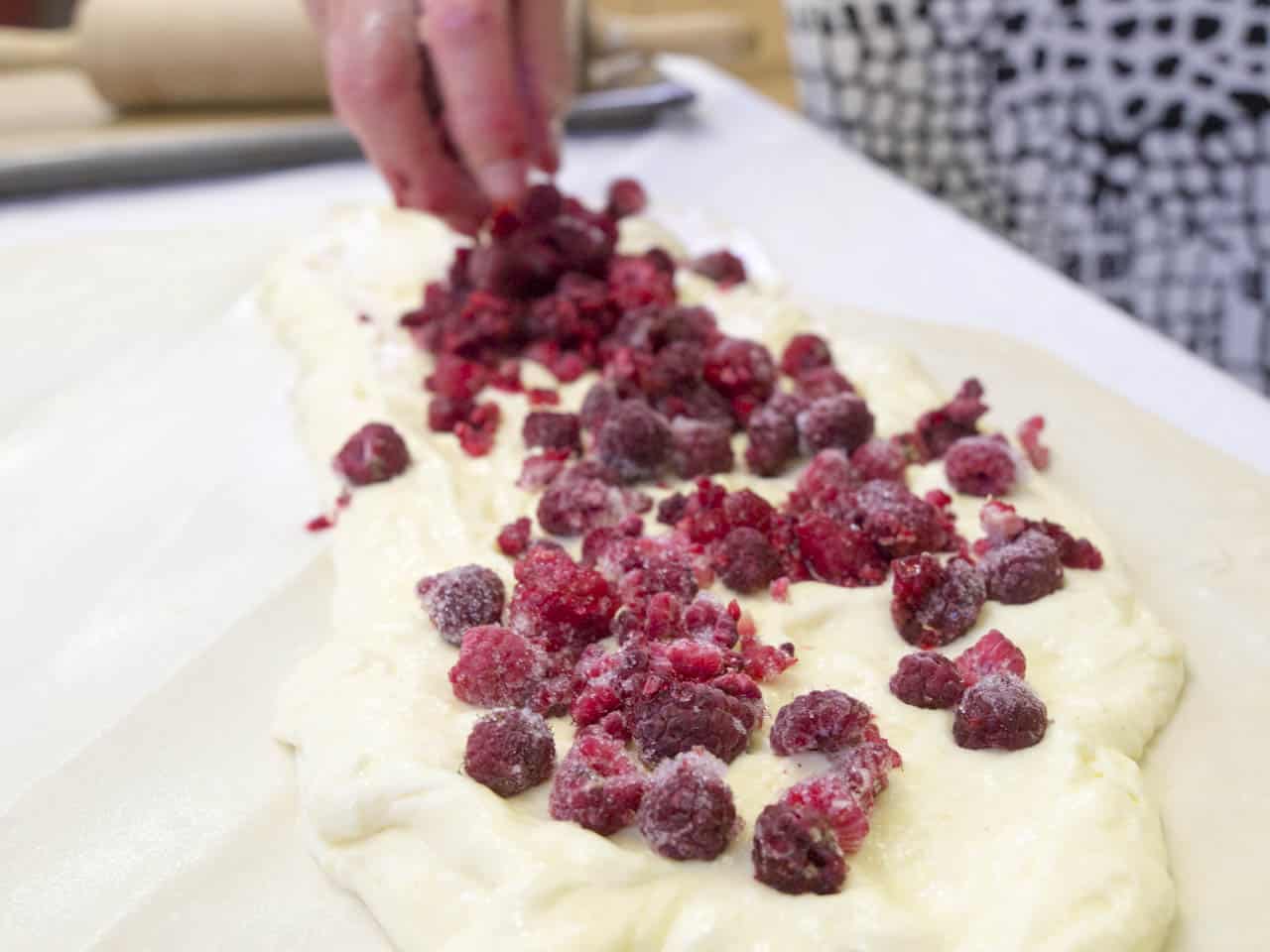 Strudelteig Selber Machen: So Geht's! | Löwenzahn Verlag